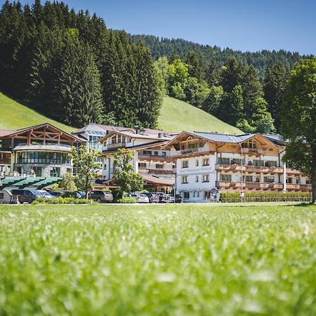 Hotel Elisabeth, 4 Sterne Superior Kirchberg in Tirol Eksteriør billede