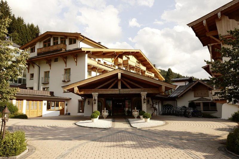 Hotel Elisabeth, 4 Sterne Superior Kirchberg in Tirol Eksteriør billede