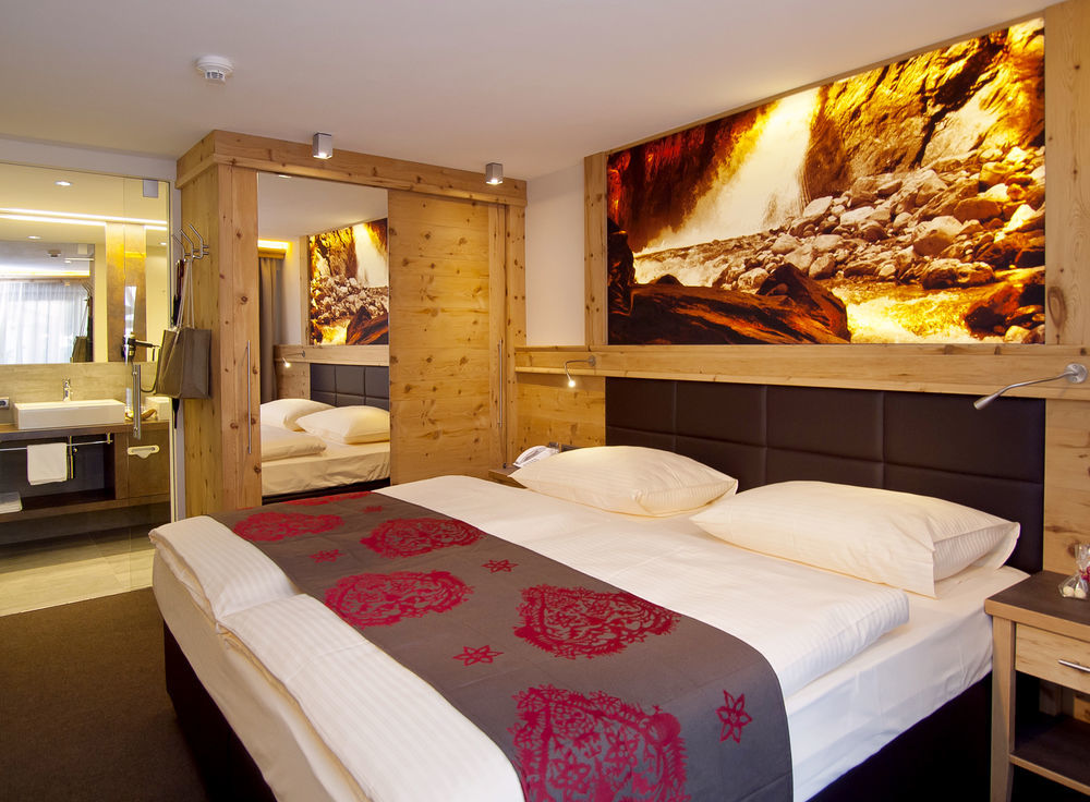 Hotel Elisabeth, 4 Sterne Superior Kirchberg in Tirol Eksteriør billede